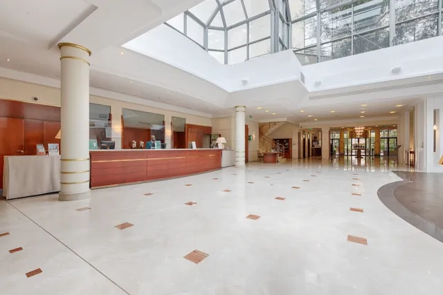 Billede av hotellet Evergreen Laurel Hotel - nummer 1 af 18