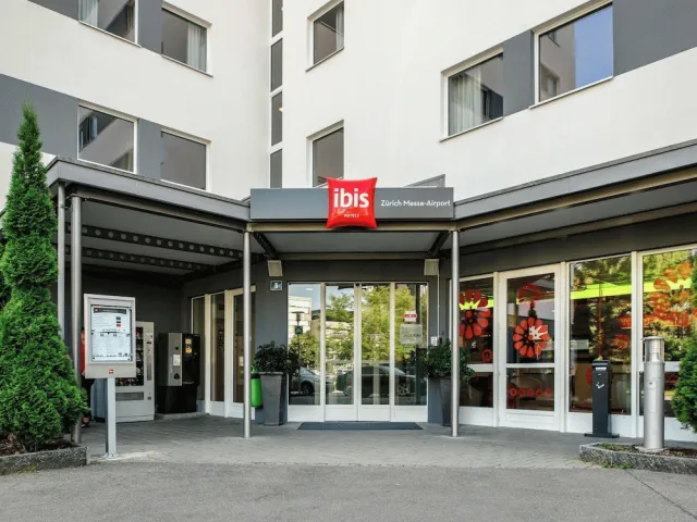 Hotellbilder av ibis Zurich Messe-Airport - nummer 1 av 28