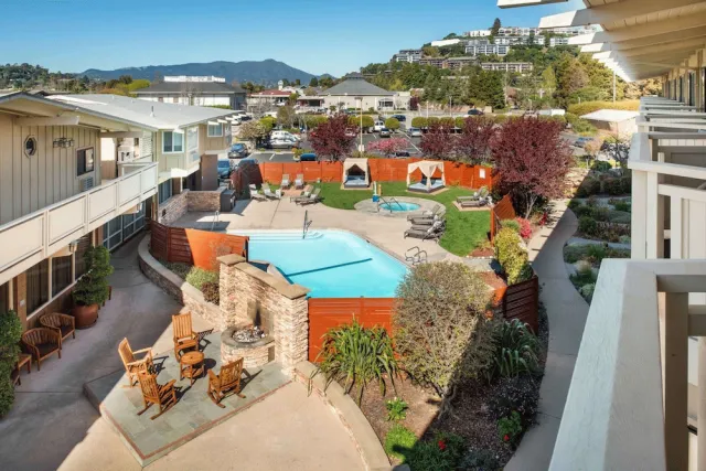 Hotellbilder av The Lodge at Tiburon - nummer 1 av 63
