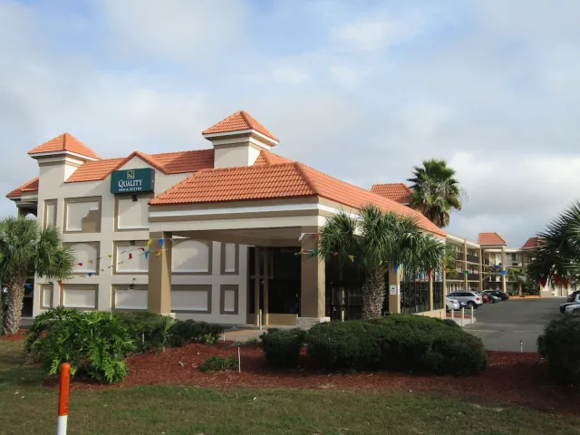 Hotellbilder av Quality Inn & Suites Kissimmee by The Lake - nummer 1 av 82