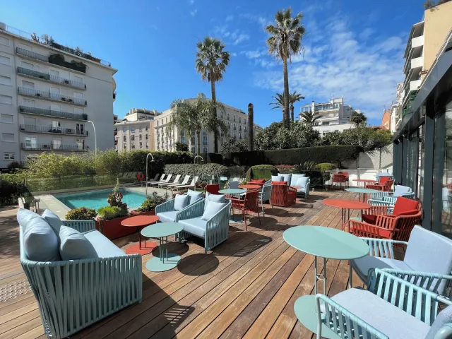 Billede av hotellet Hôtel Le Canberra - nummer 1 af 97