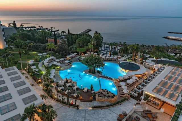 Hotellikuva Mediterranean Beach Hotel - numero 1 / 100