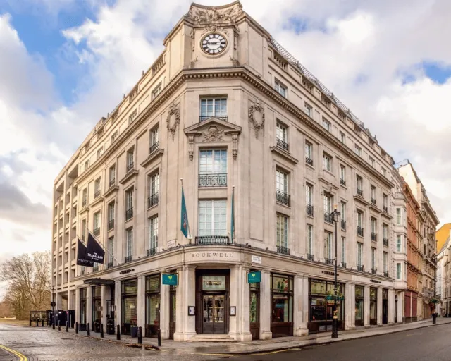 Billede av hotellet The Trafalgar St. James London, Curio Collection by Hilton - nummer 1 af 71