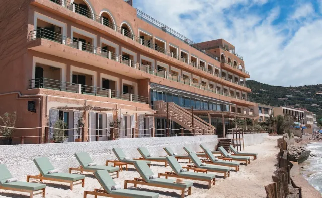 Billede av hotellet Surplage Hôtel Cavalière - nummer 1 af 82
