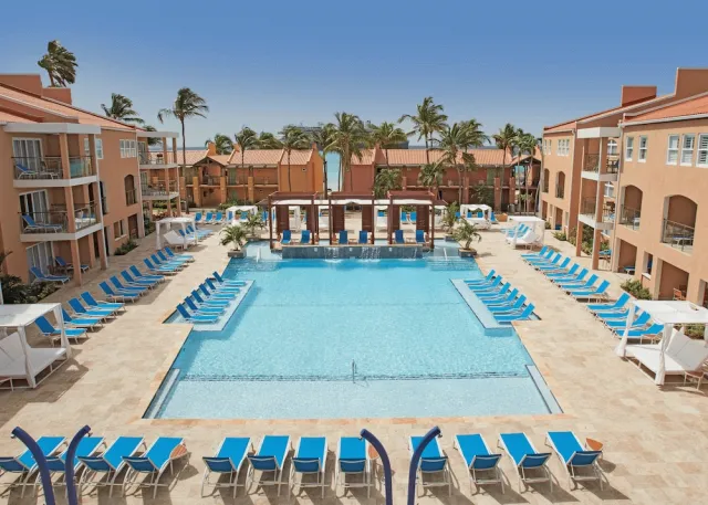 Hotellbilder av Divi Dutch Village Beach Resort - nummer 1 av 53