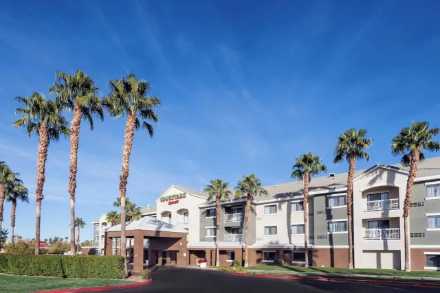 Hotellbilder av Courtyard by Marriott Las Vegas Henderson/Green Valley - nummer 1 av 31