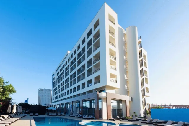 Billede av hotellet TRYP by Wyndham Lisboa Caparica Mar - nummer 1 af 10