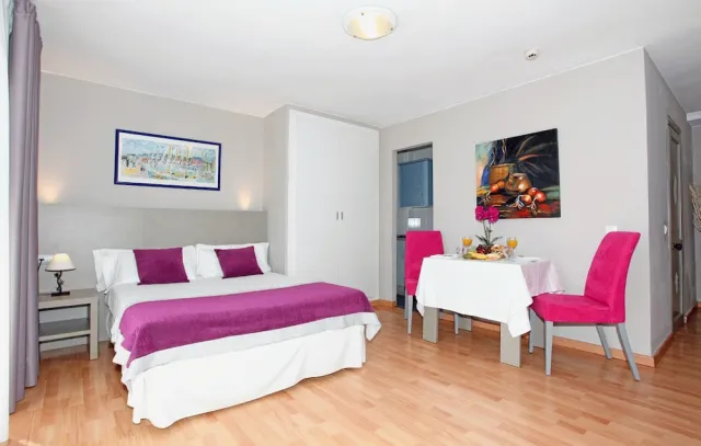 Hotellbilder av Hotel El Faro Marbella - nummer 1 av 47