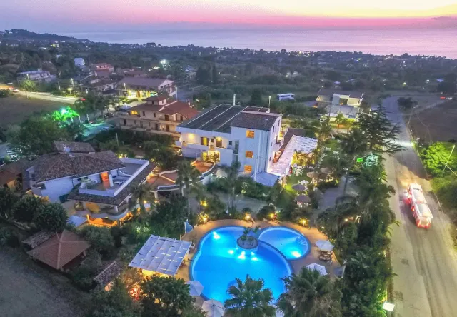 Billede av hotellet La Bussola Hotel Restaurant - nummer 1 af 100