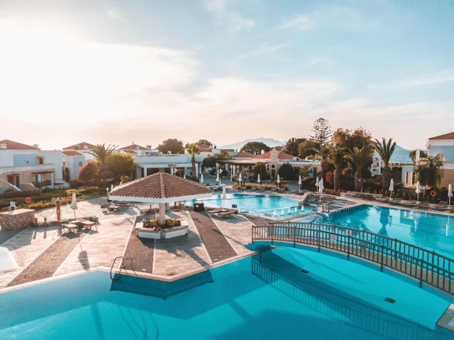 Billede av hotellet Neptune Luxury Resort - nummer 1 af 100