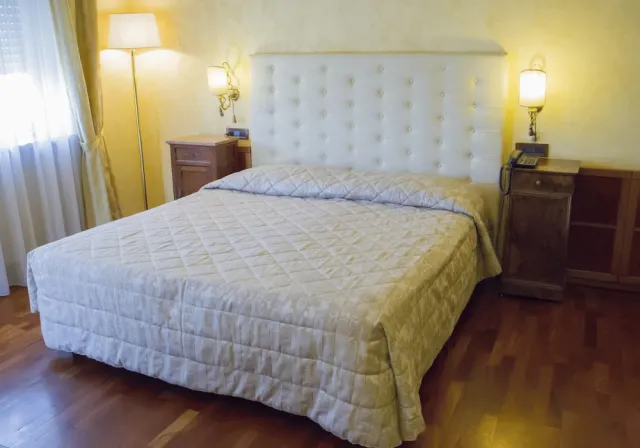 Billede av hotellet Hotel Continental - nummer 1 af 10