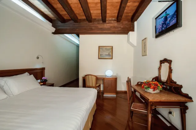 Billede av hotellet Hotel Flora - nummer 1 af 30