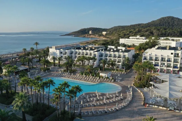 Hotellbilder av Grand Palladium White Island Resort & Spa - - nummer 1 av 96