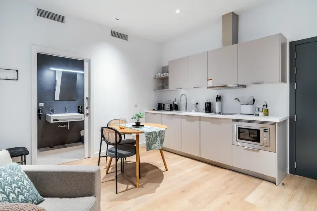 Hotellbilder av limehome Sevilla Ronda de Capuchinos - nummer 1 av 68
