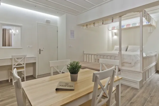 Billede av hotellet Posidonia Luxury Suites - nummer 1 af 4