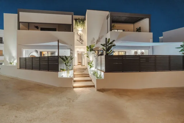 Billede av hotellet Legato Spa Suites With Private Pool - nummer 1 af 10