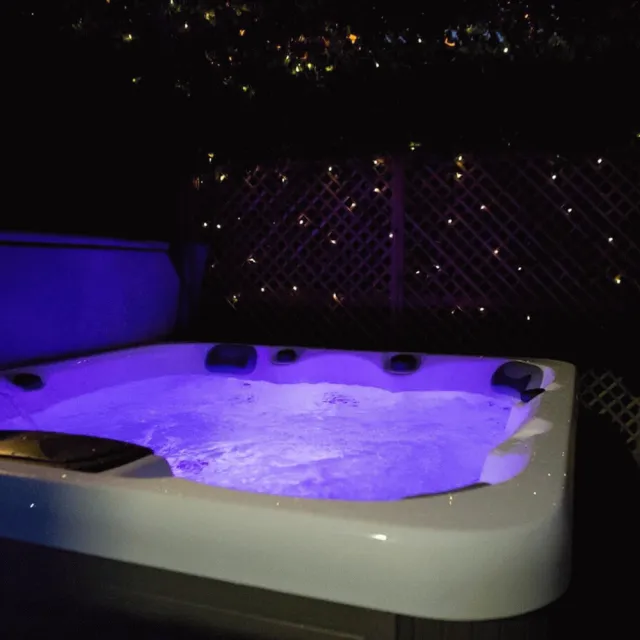 Hotellbilder av The Gathering Liver House - Hot Tub - Near Liverpool - nummer 1 av 10