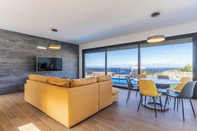Hotellbilder av Casa Mozart II 15B in Estreito da Calheta - nummer 1 av 36