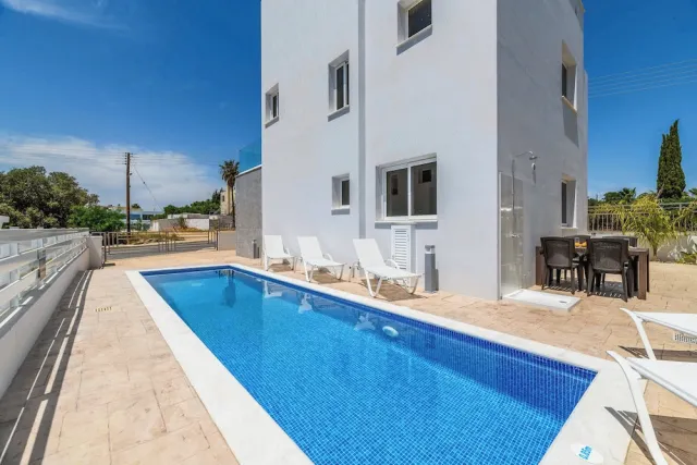 Billede av hotellet Nissini Villa 5 - nummer 1 af 10