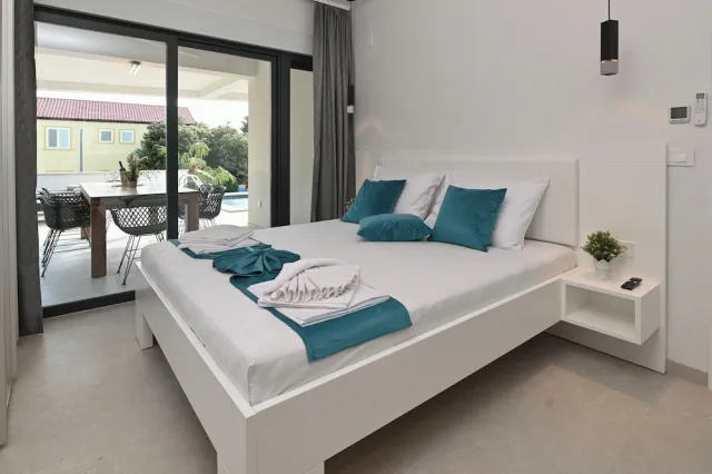 Billede av hotellet Villa Petra with Private pool - nummer 1 af 41