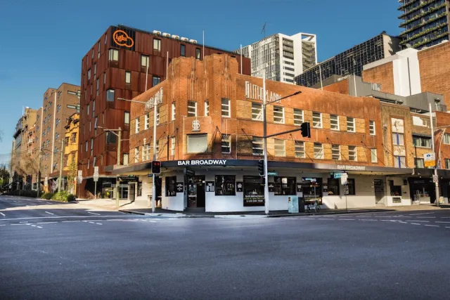 Billede av hotellet Bar Broadway - nummer 1 af 8