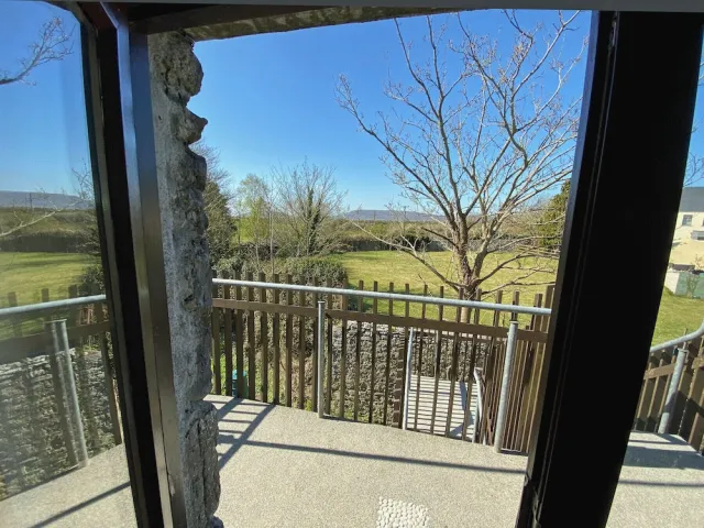 Hotellbilder av KINVARA SUITES - nummer 1 av 20