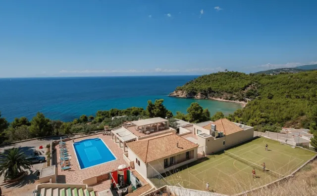 Billede av hotellet Alonissos Beach Bungalows & Suites Hotel - nummer 1 af 100