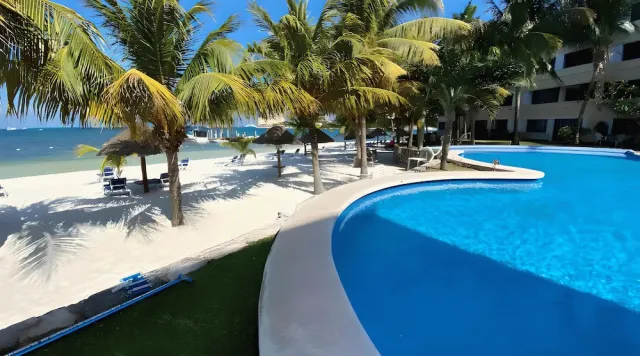 Hotellbilder av Beachfront and Ocean View Apartment - nummer 1 av 30