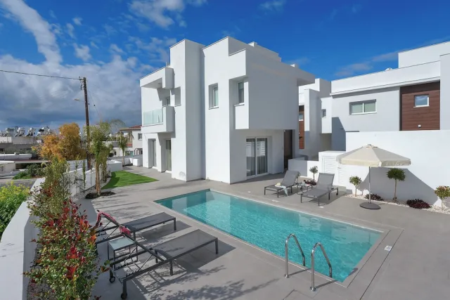 Billede av hotellet Sun & Moon Luxury 4-bedroom Villa - nummer 1 af 33