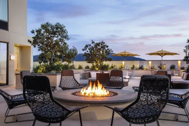 Hotellbilder av SpringHill Suites Los Angeles Burbank/Downtown - nummer 1 av 61