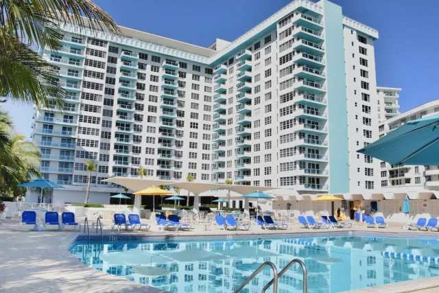 Billede av hotellet Seacoast Suites on Miami Beach - nummer 1 af 100