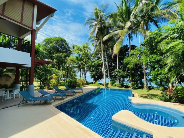 Hotellbilder av Amatapura Beach Villa 15 - nummer 1 av 40