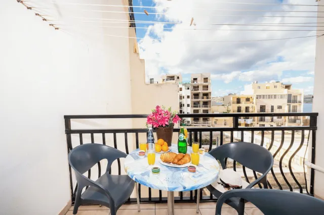 Billede av hotellet Seashells Self Catering Apartment by Getaways Malta - nummer 1 af 46
