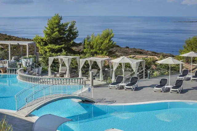 Hotellbilder av Dionysos Village Resort - nummer 1 av 84