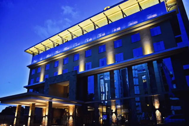 Hotellbilder av DoubleTree by Hilton Nairobi Hurlingham - nummer 1 av 48