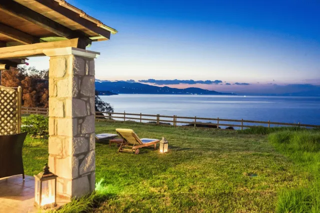 Billede av hotellet Kavos Psarou Villas - nummer 1 af 10