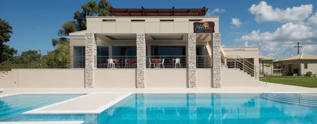 Hotellbilder av Niriides Luxury Villas - nummer 1 av 64