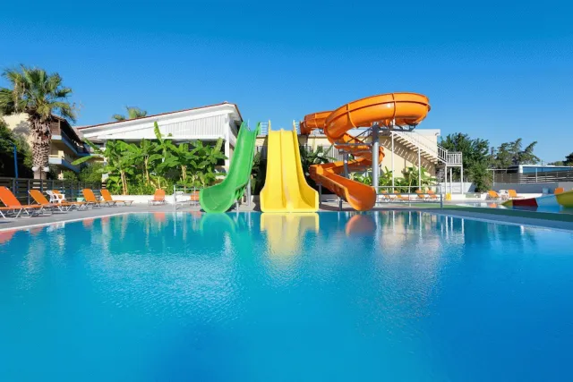 Billede av hotellet Golden Odyssey Hotel - - nummer 1 af 40