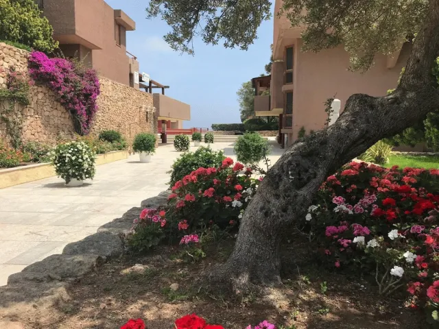 Hotellbilder av Centro Vacanze Cugnana Verde - nummer 1 av 32