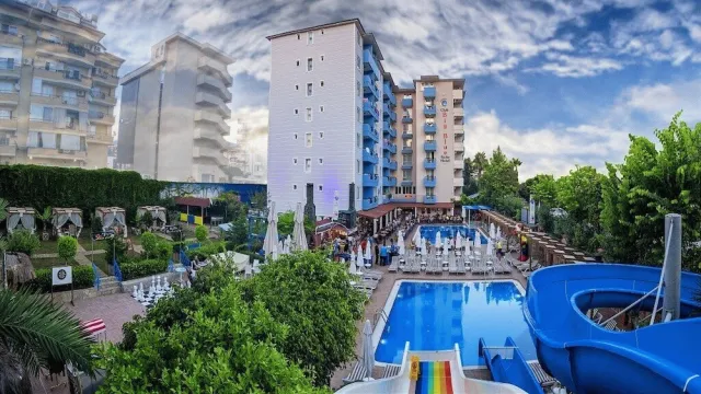 Billede av hotellet Club Big Blue Suite Hotel - - nummer 1 af 100