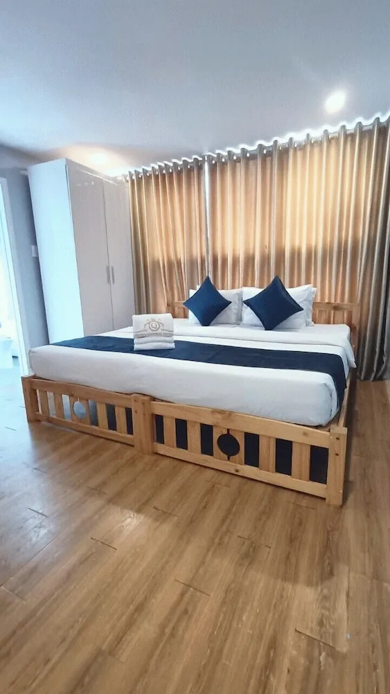 Billede av hotellet Queen Central Apartment Hotel - nummer 1 af 19