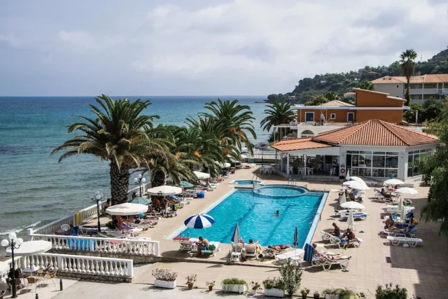 Hotellbilder av Paradise Beach Hotel - nummer 1 av 83