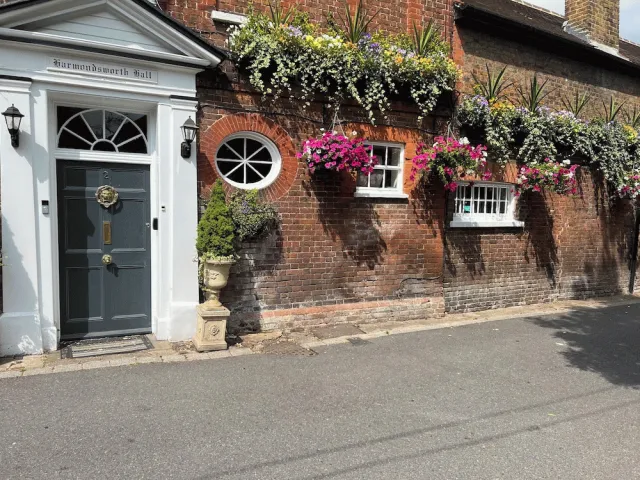 Billede av hotellet Harmondsworth Hall Guest House Heathrow - nummer 1 af 10