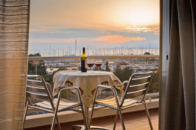 Billede av hotellet Marina Alimos Hotel Apartments - nummer 1 af 76