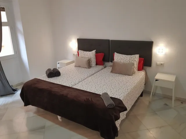 Billede av hotellet Fan Rooms Duquesa - nummer 1 af 10