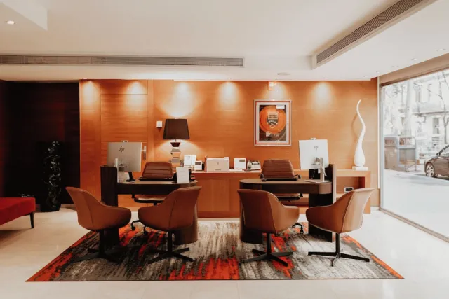 Billede av hotellet Acevi Villarroel - nummer 1 af 66