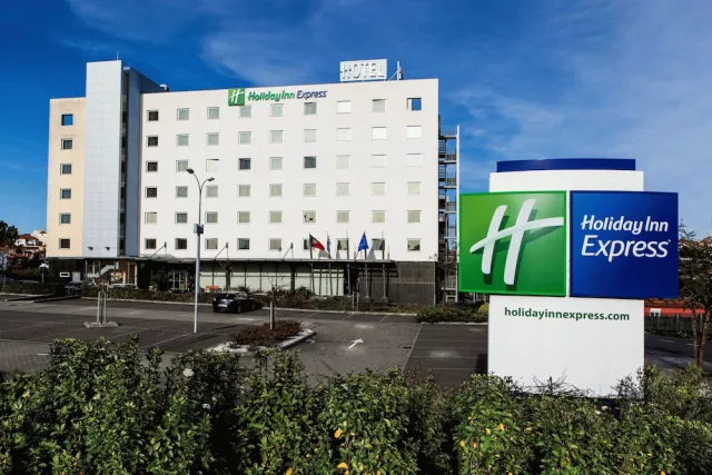 Hotellikuva Holiday Inn Express Lisbon - Oeiras, an IHG Hotel - numero 1 / 45