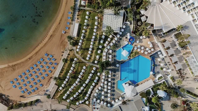 Billede av hotellet The Golden Coast Beach Hotel - nummer 1 af 10