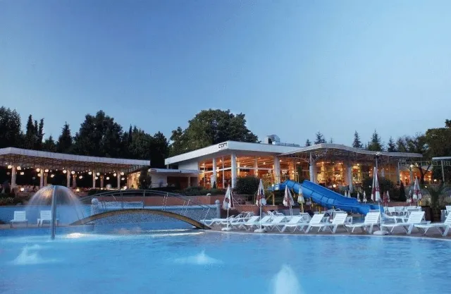 Billede av hotellet Hotel Com - nummer 1 af 10