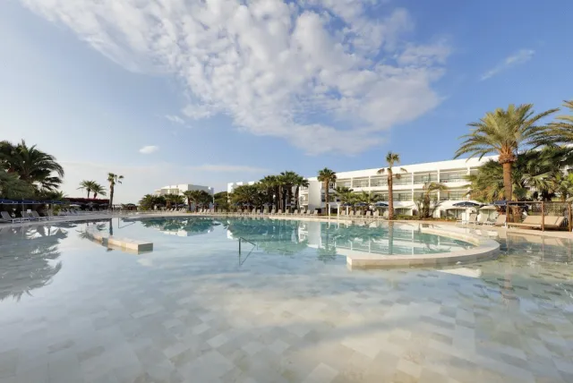 Hotellbilder av Grand Palladium Select Palace Ibiza - - nummer 1 av 87